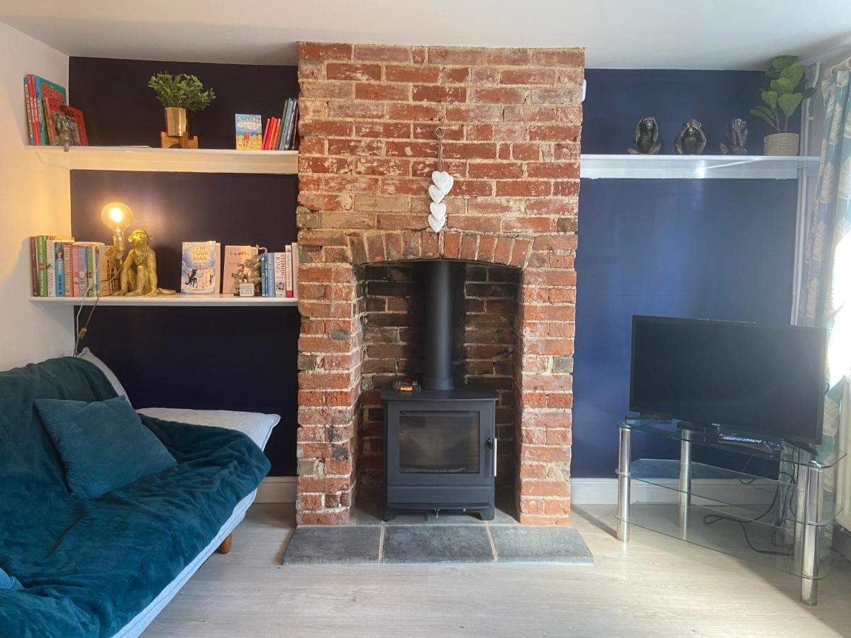Woodbridge - Cosy Little 2-Bed Cottage Bagian luar foto